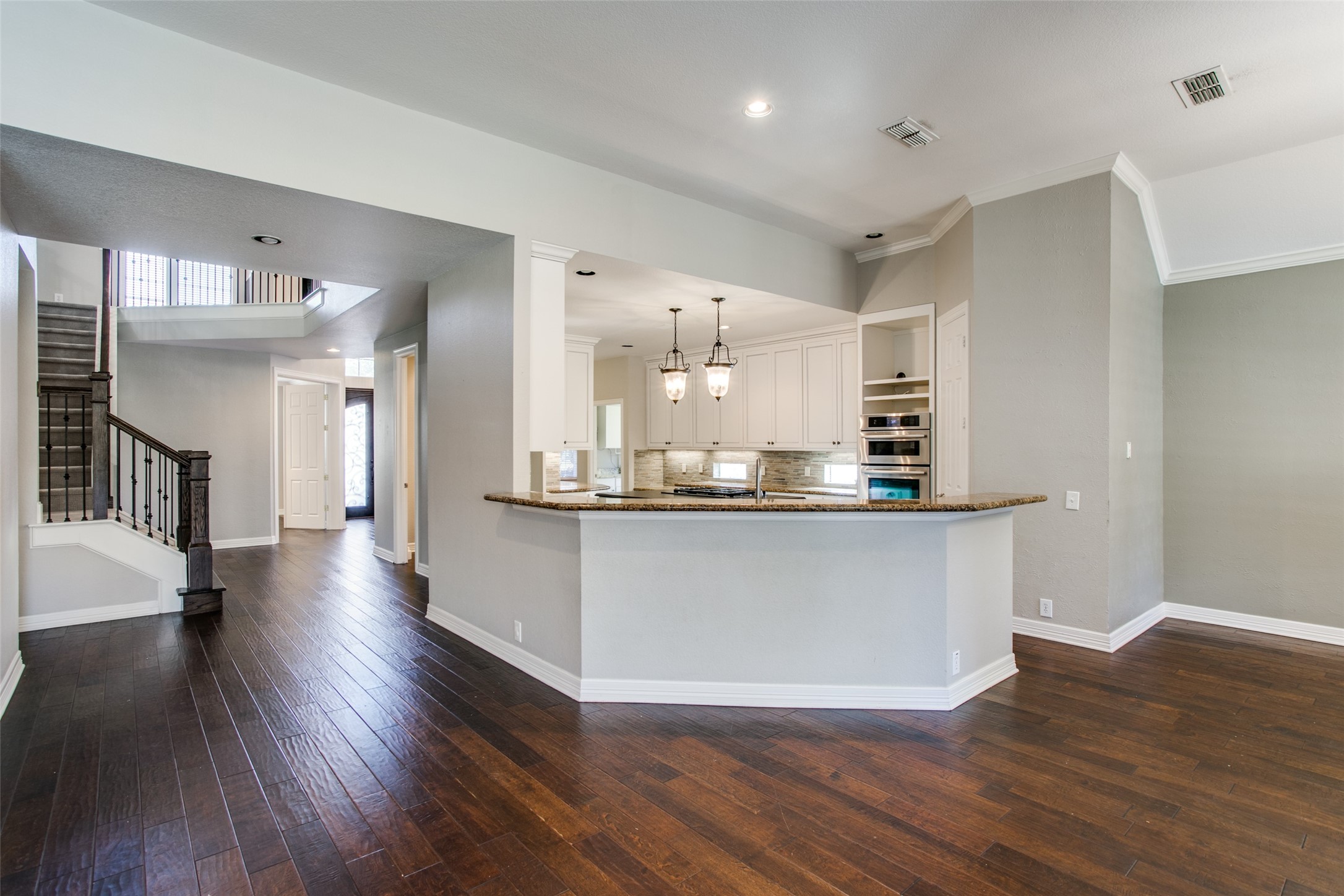 206 Lake Crest Drive