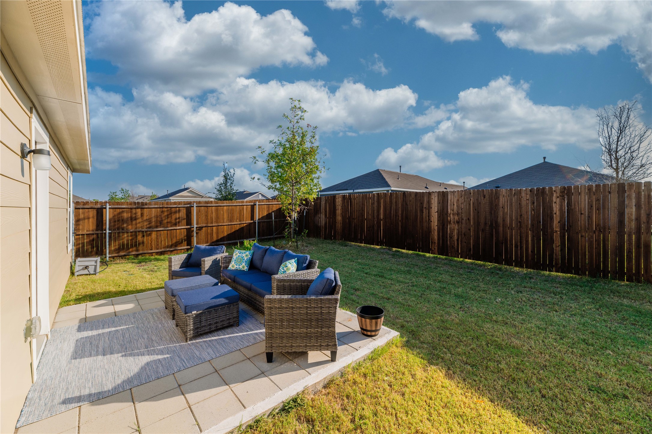 7516 Bluebell Lane