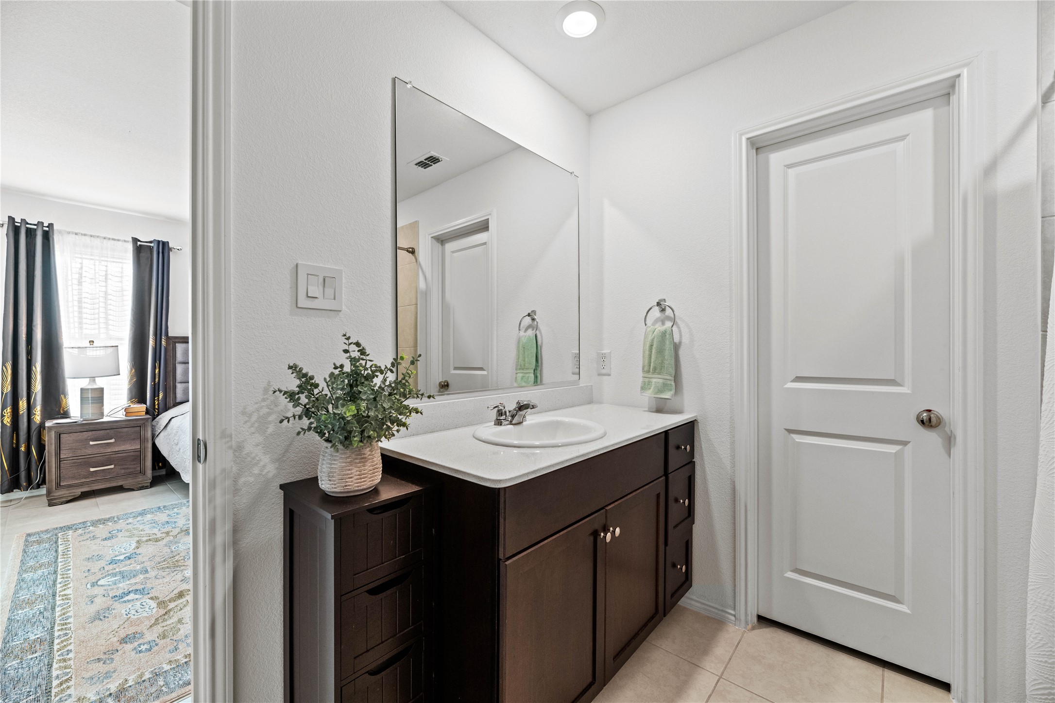 7516 Bluebell Lane
