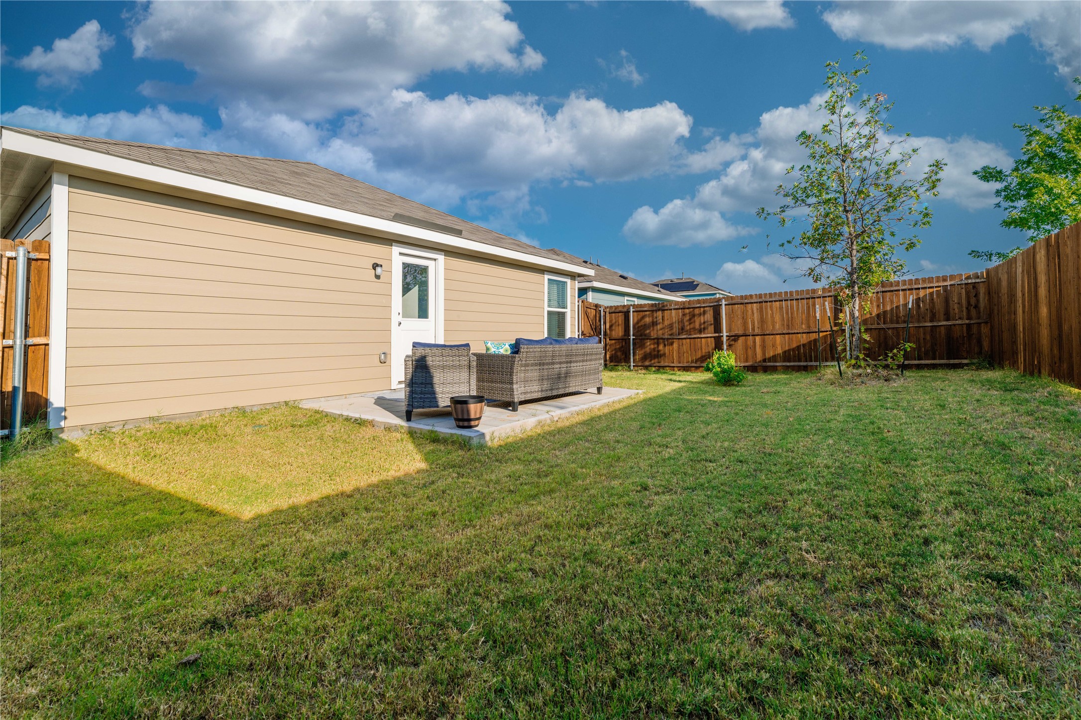 7516 Bluebell Lane