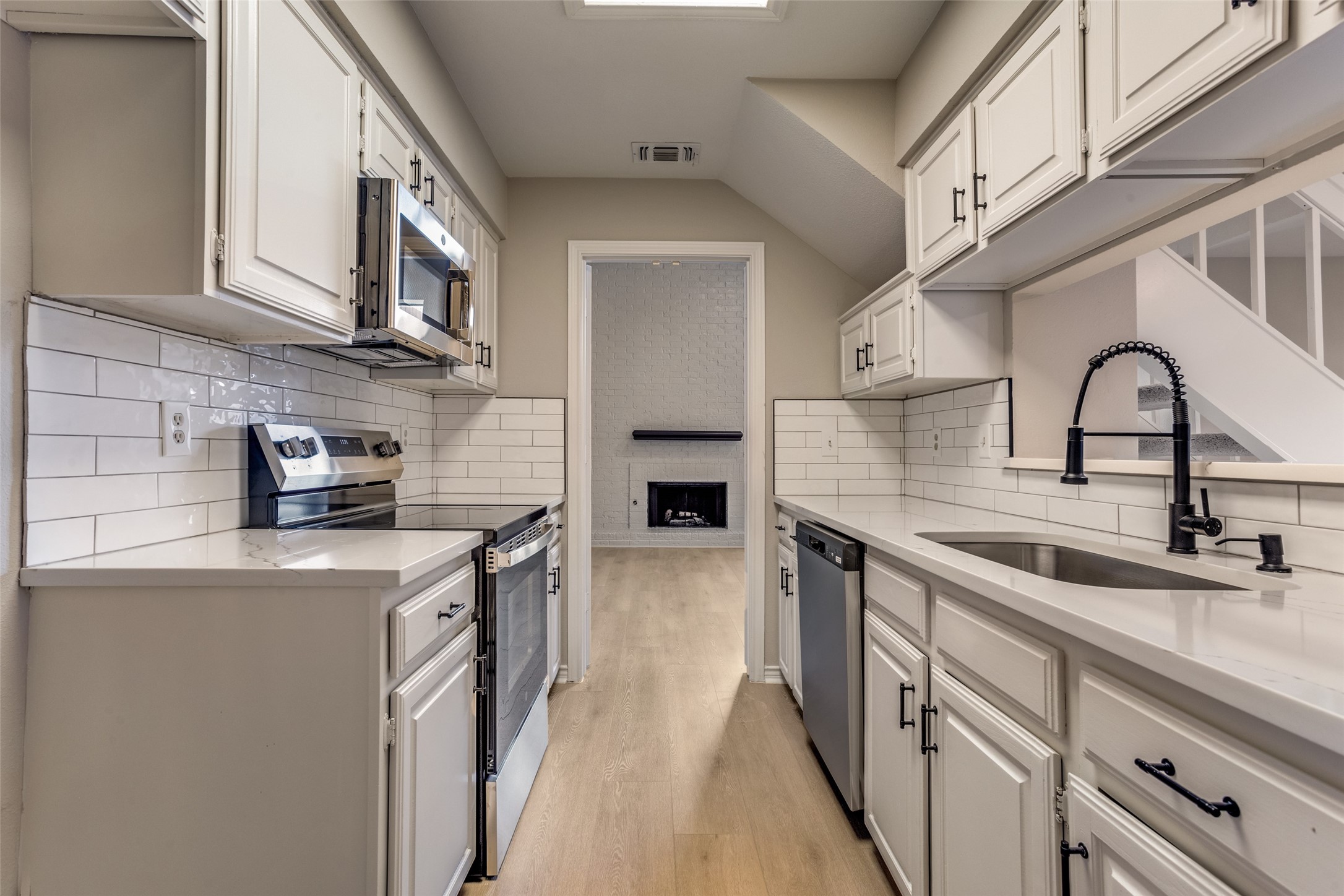 2605 Centaurus Drive