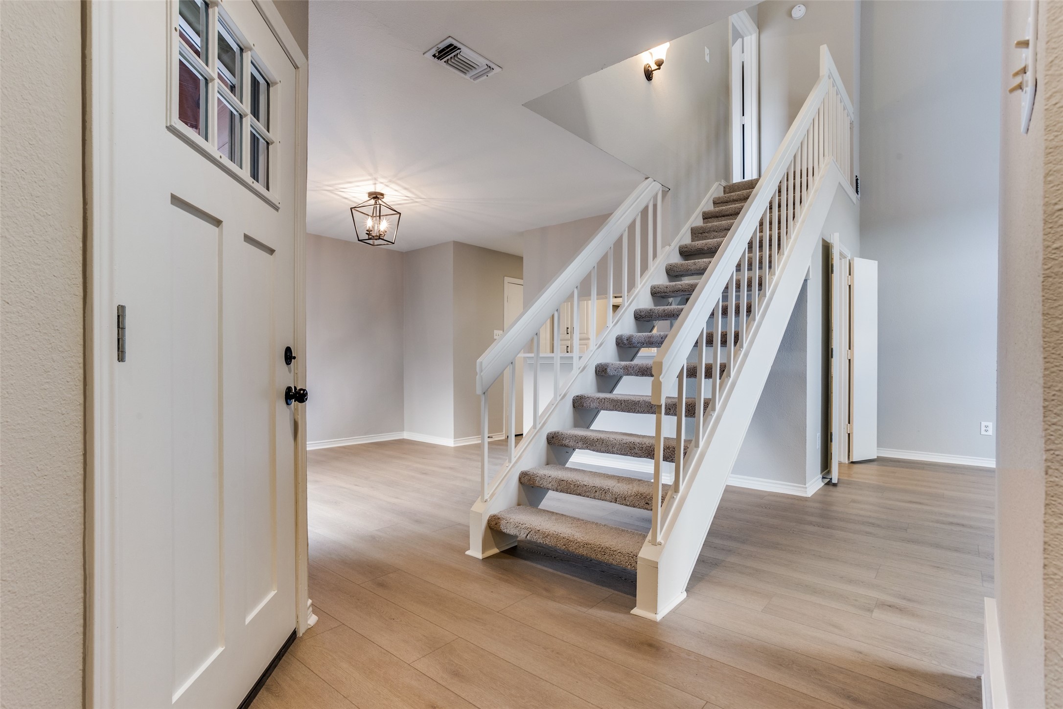 2605 Centaurus Drive