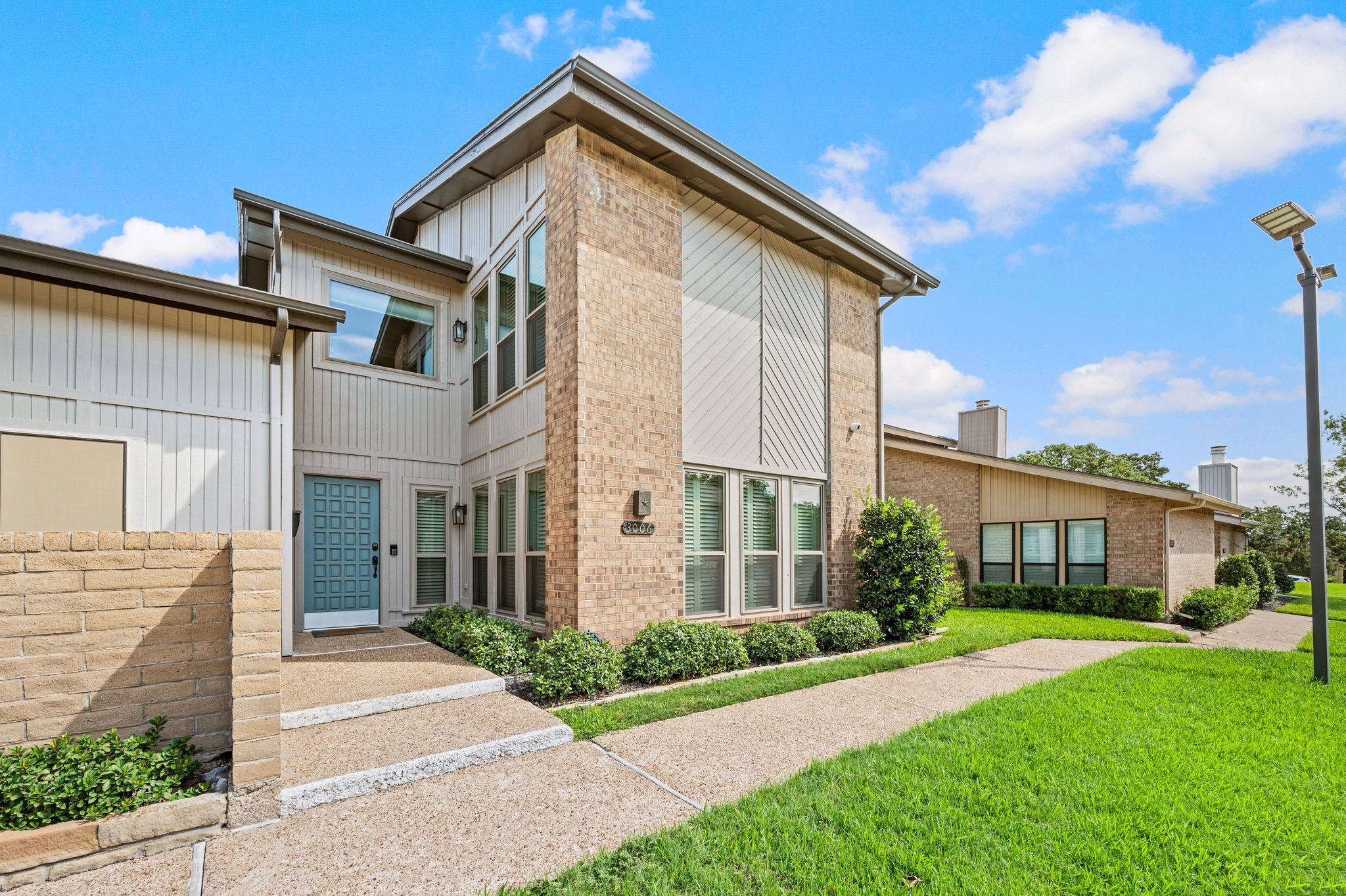 3006 Rustling Leaves Lane