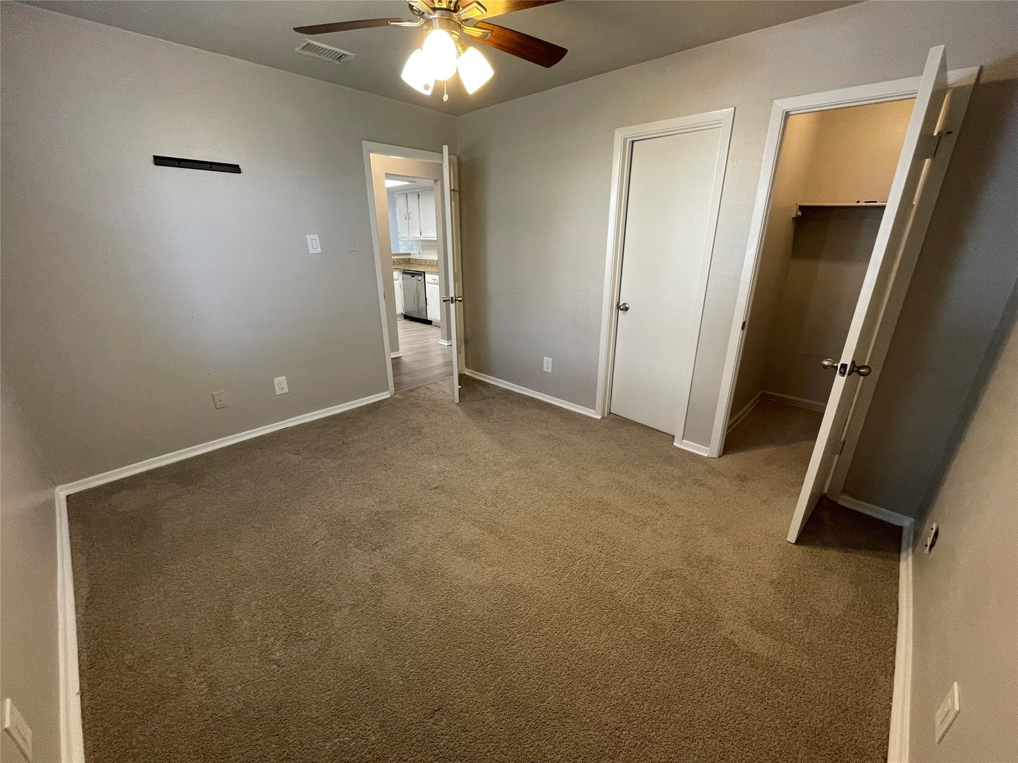 6646 E Lovers Lane 805