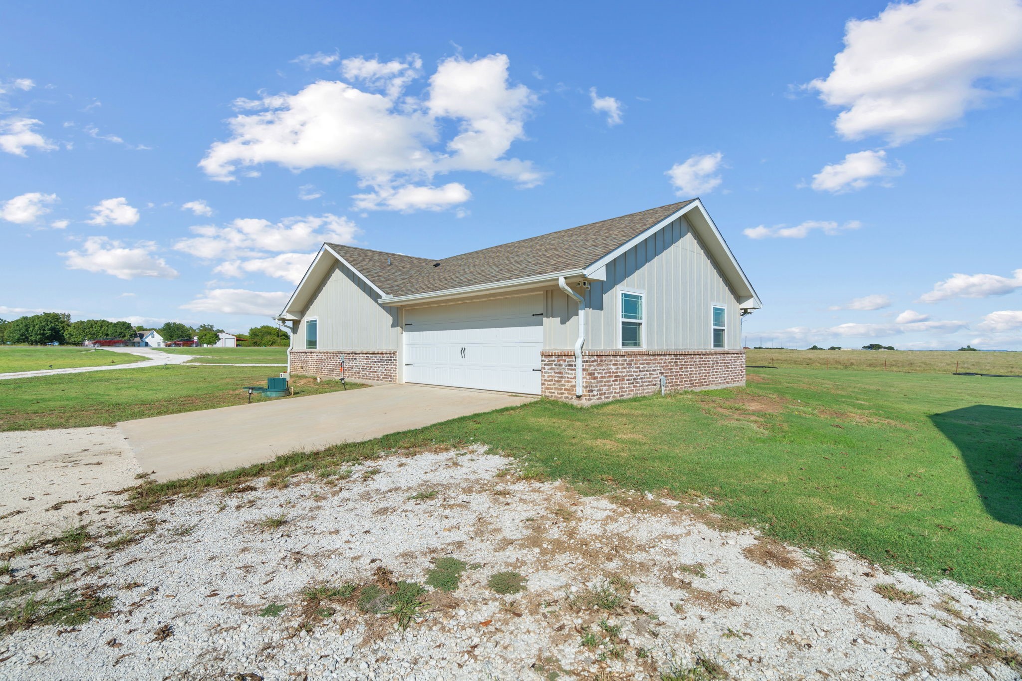 3990 W Fm 922