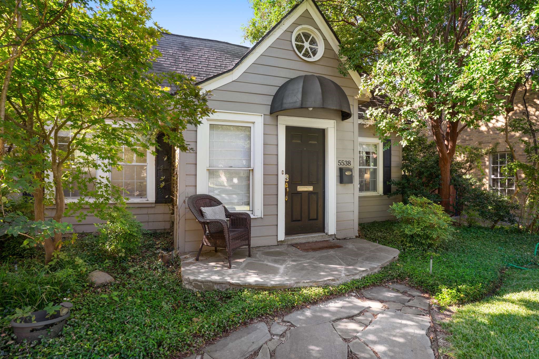 5538 Vanderbilt Avenue
