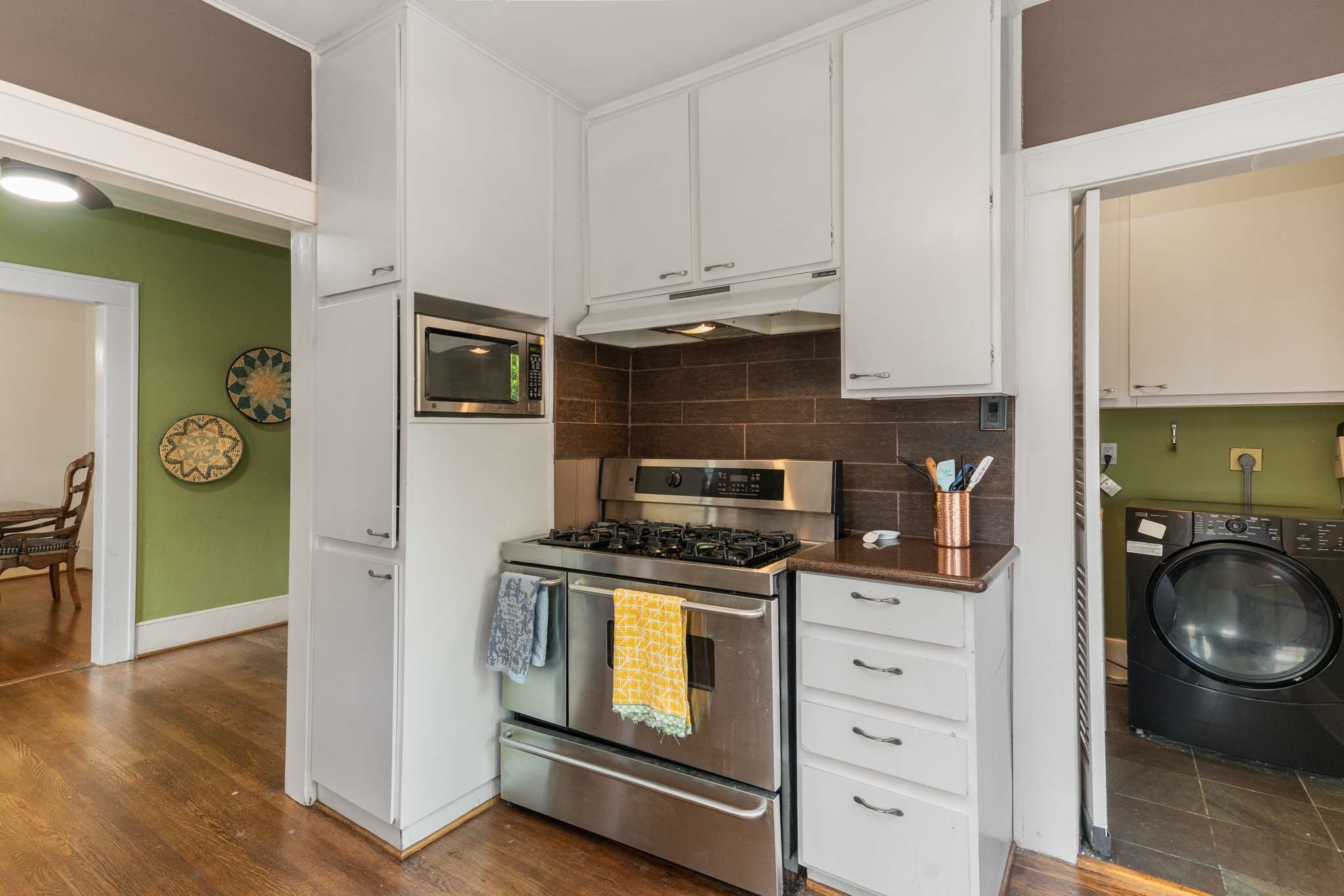 5538 Vanderbilt Avenue