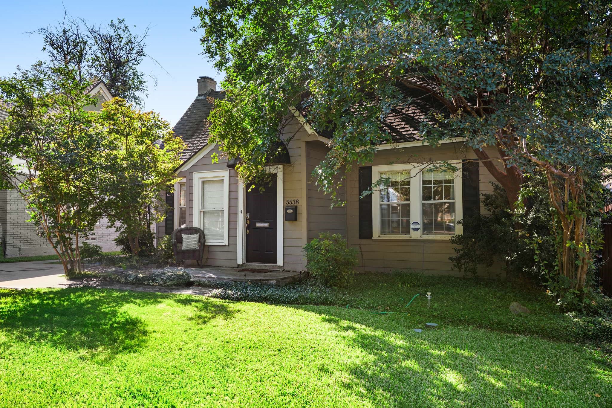 5538 Vanderbilt Avenue