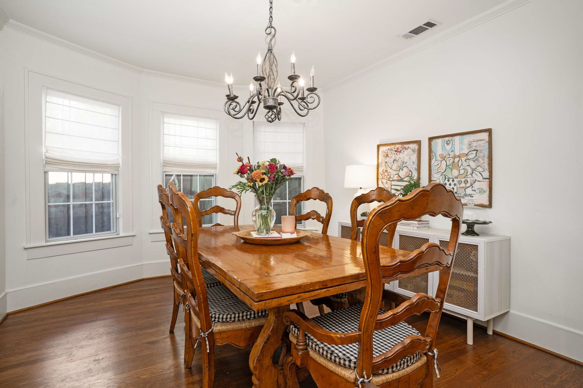 5538 Vanderbilt Avenue