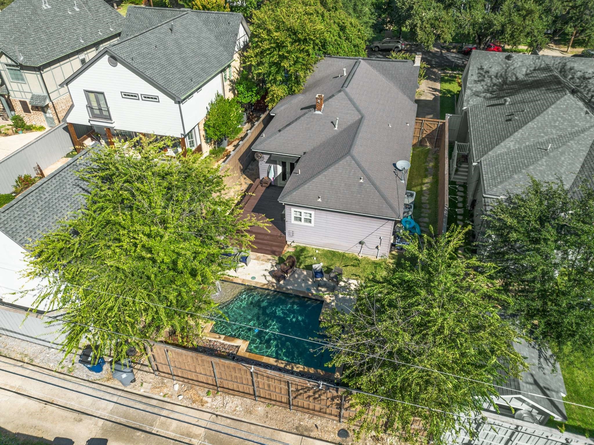 5538 Vanderbilt Avenue