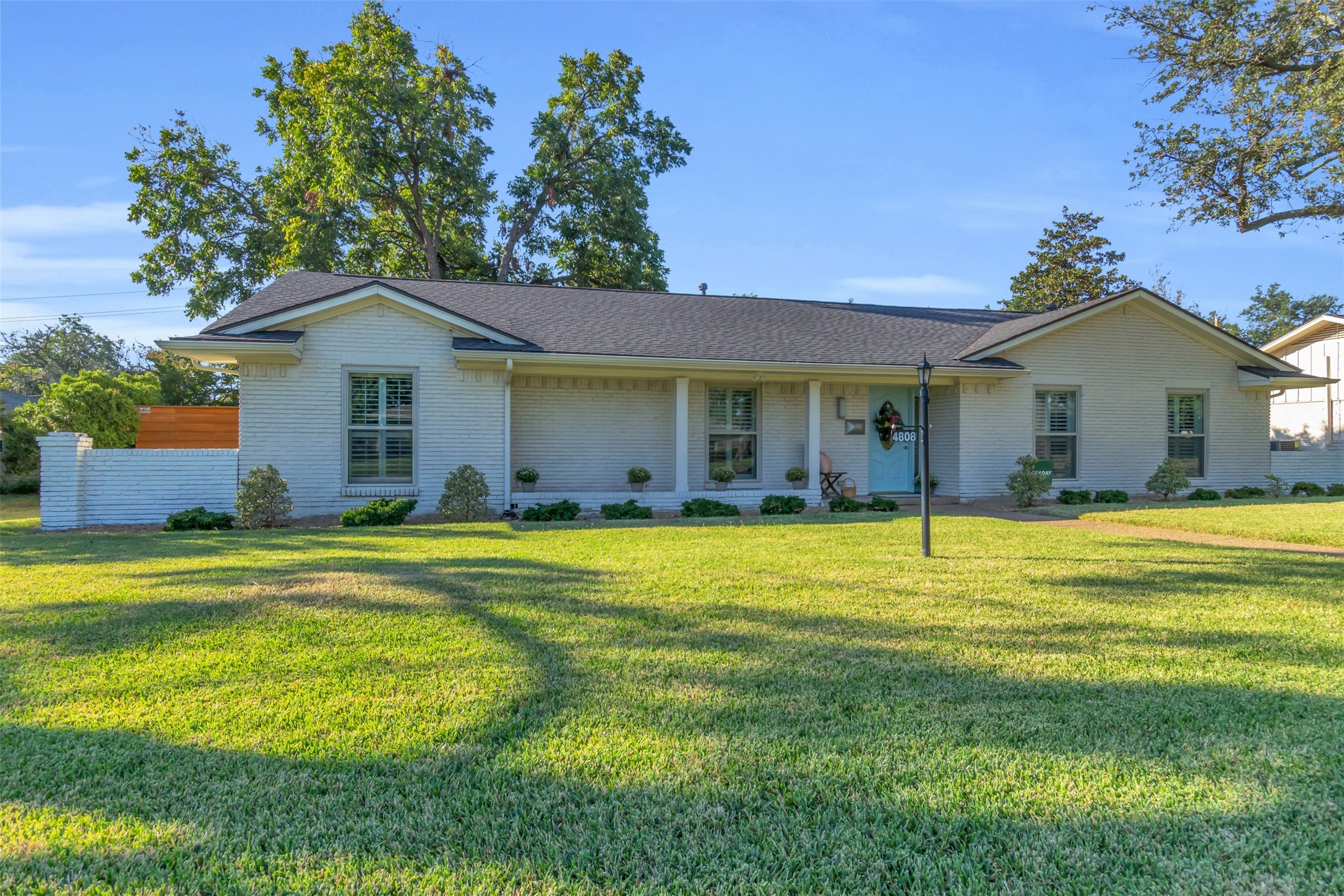 4808 Thunder Road