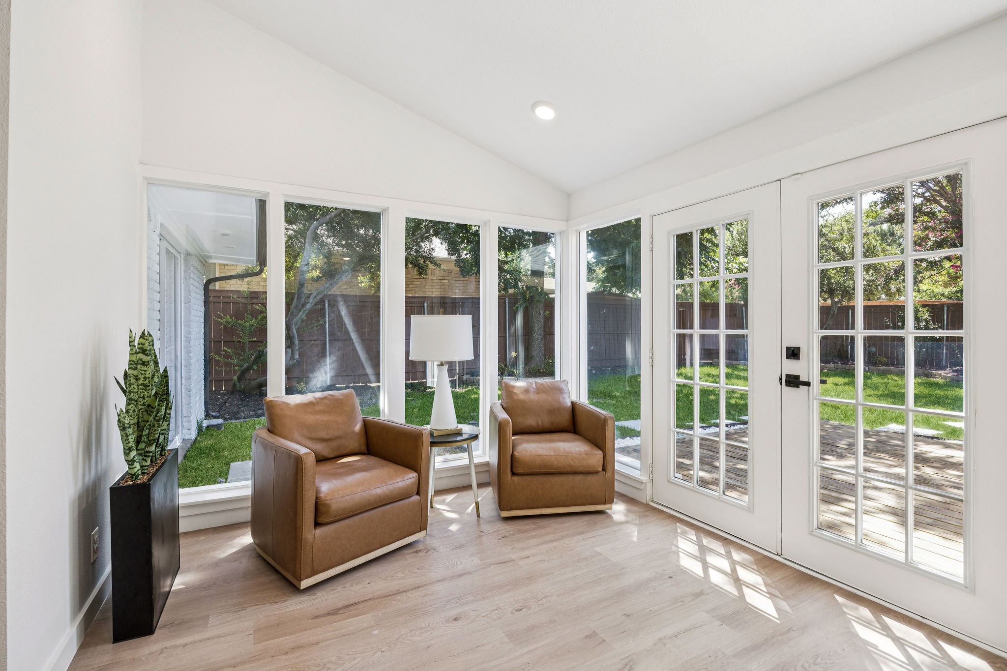 13616 Rolling Hills Lane