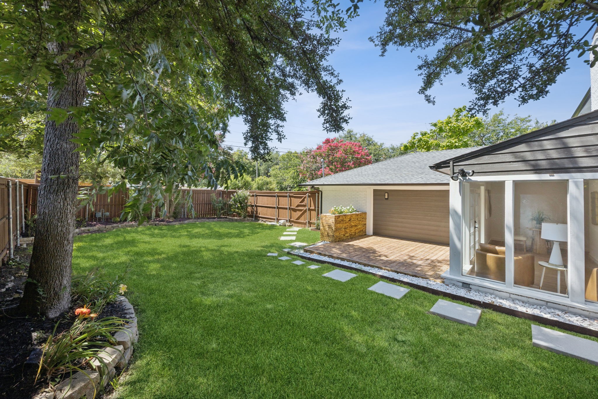 13616 Rolling Hills Lane