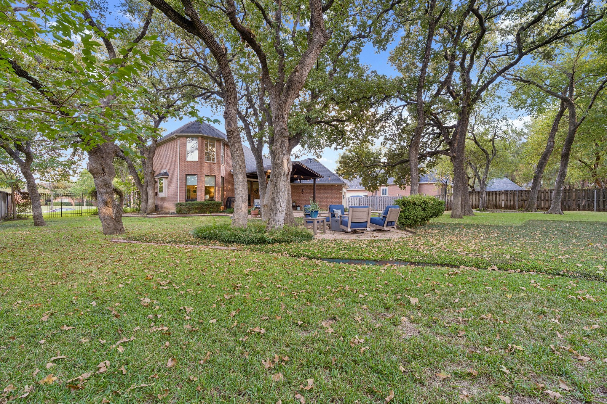 204 Southridge Lakes Parkway