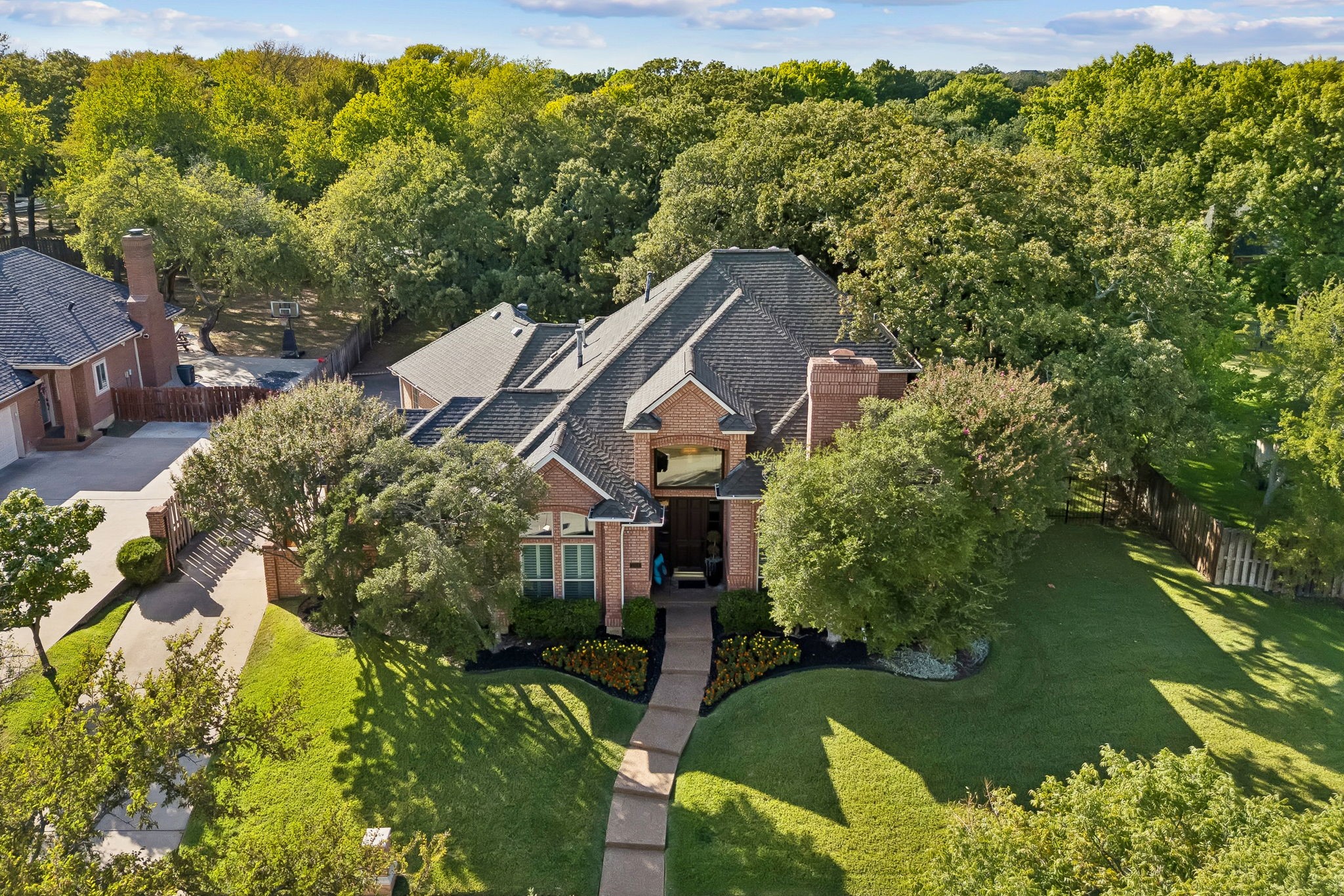 204 Southridge Lakes Parkway