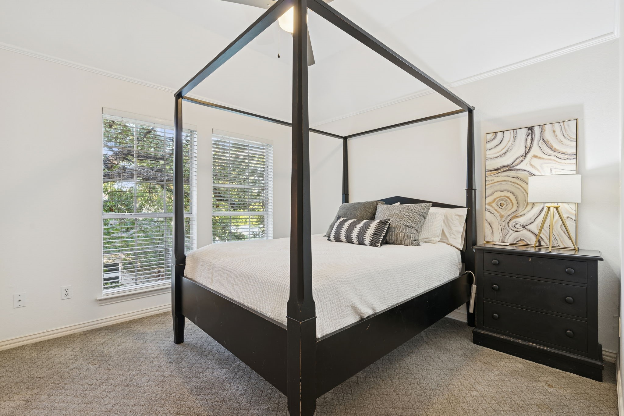 204 Southridge Lakes Parkway