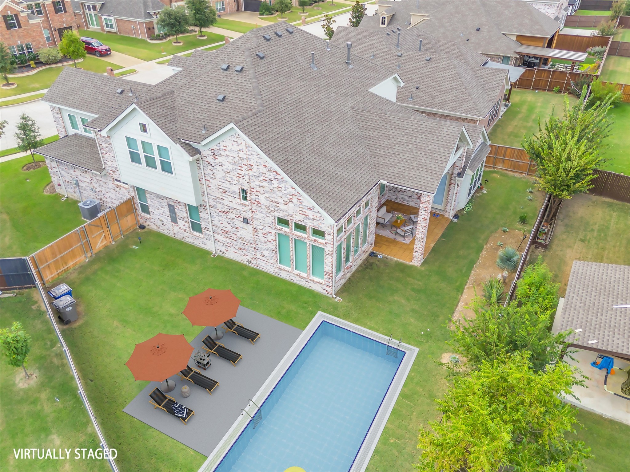 942 Herschell Street