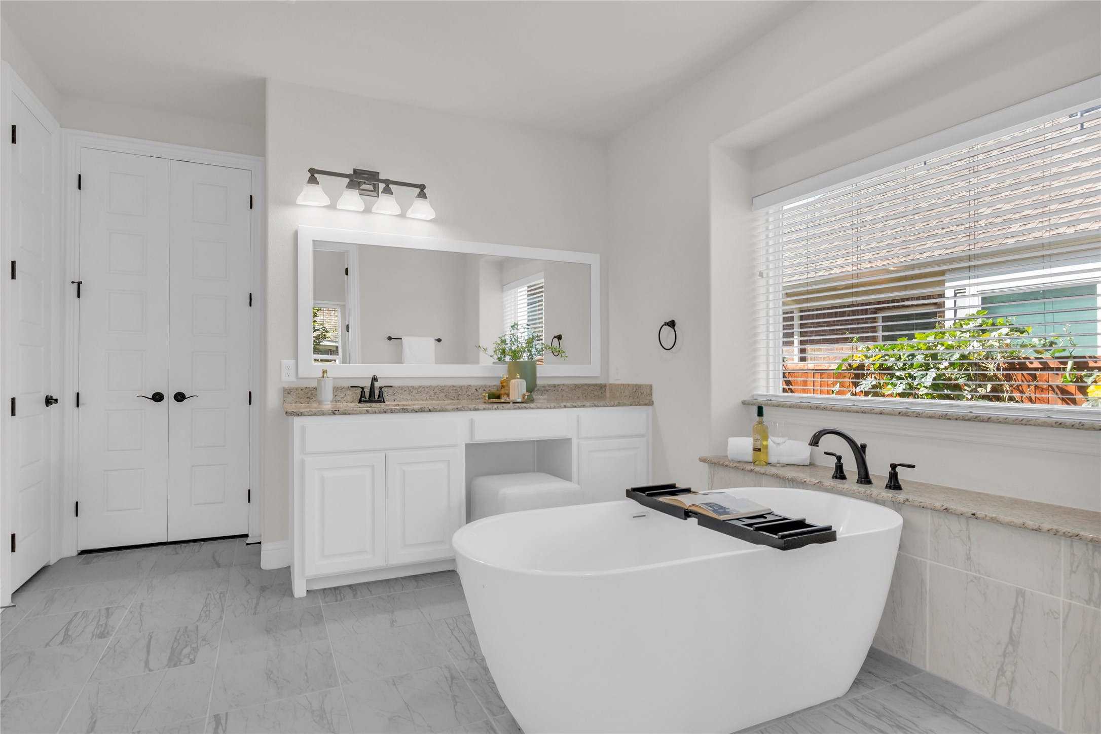 942 Herschell Street