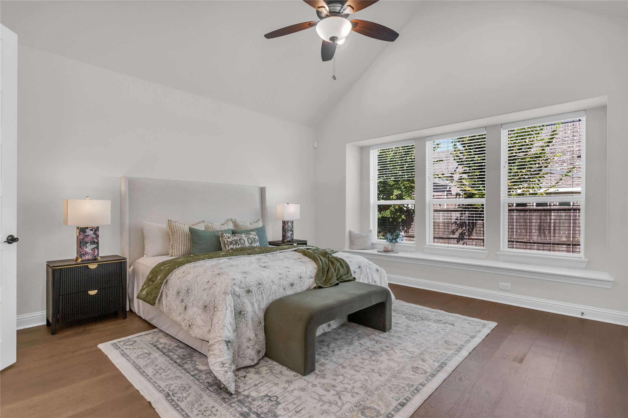 942 Herschell Street