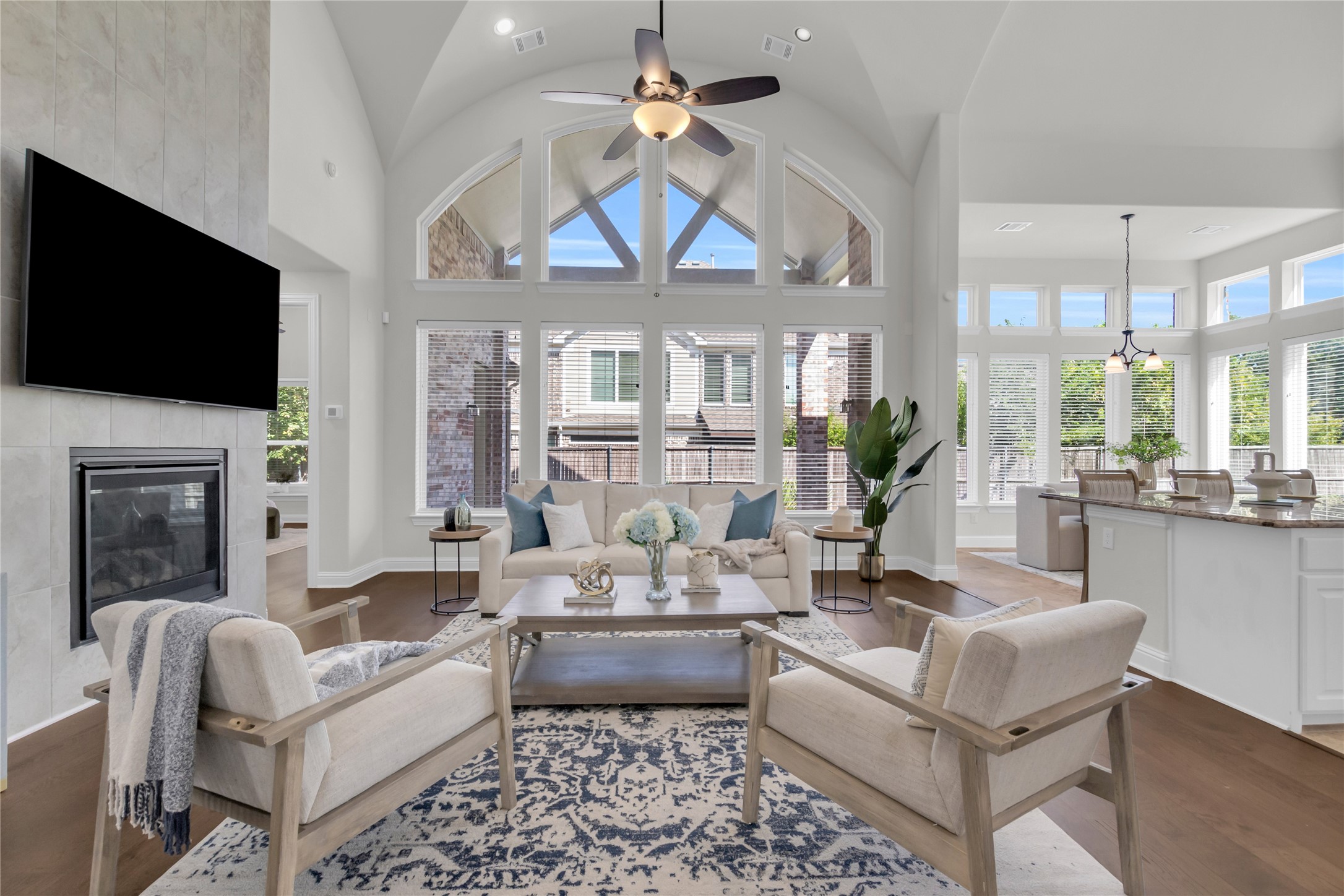 942 Herschell Street