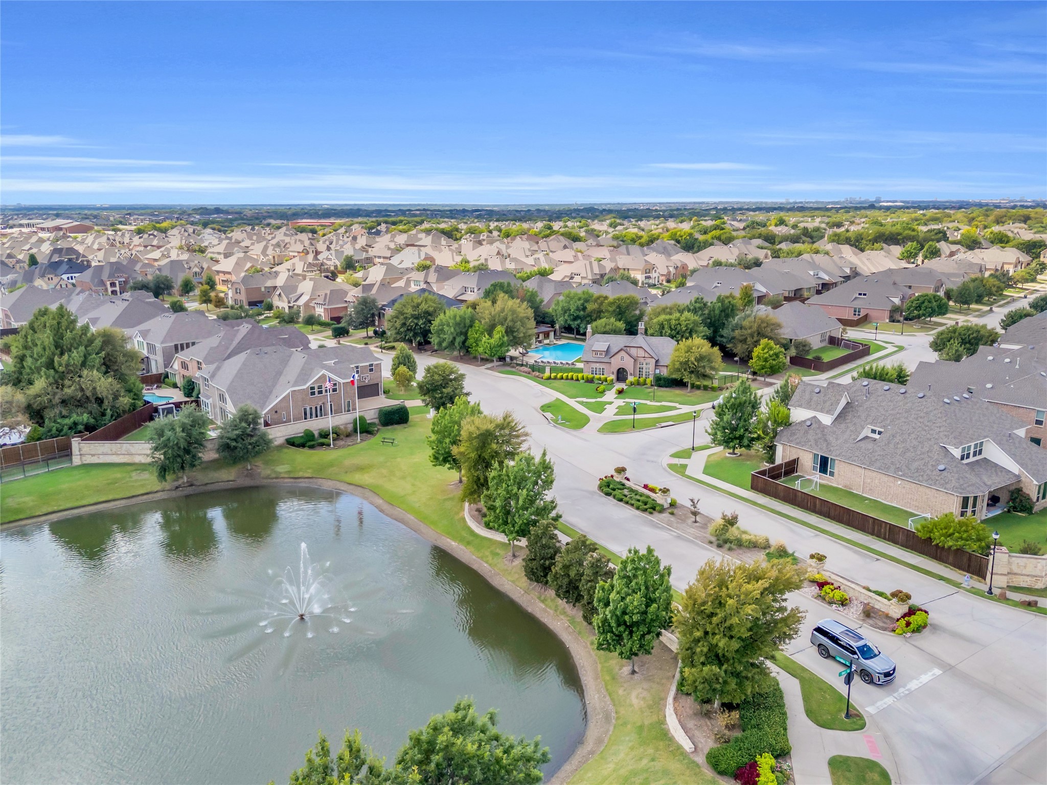 942 Herschell Street