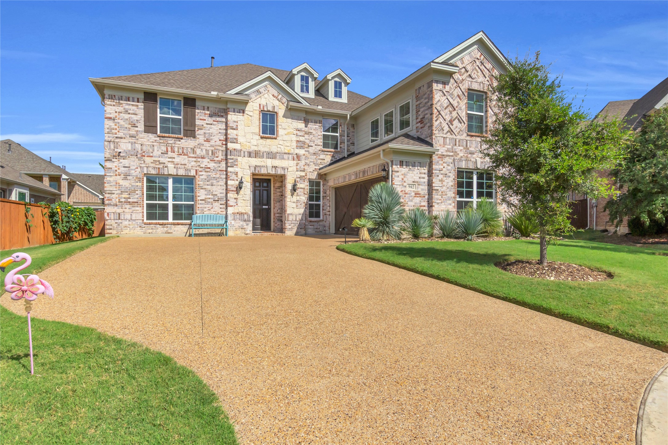 942 Herschell Street