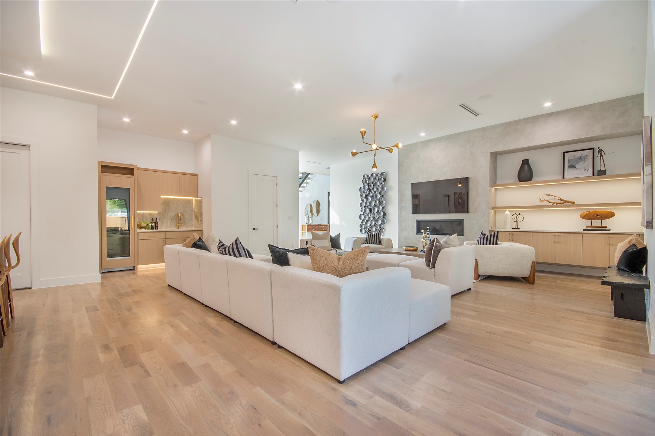 10207 Marsh Lane