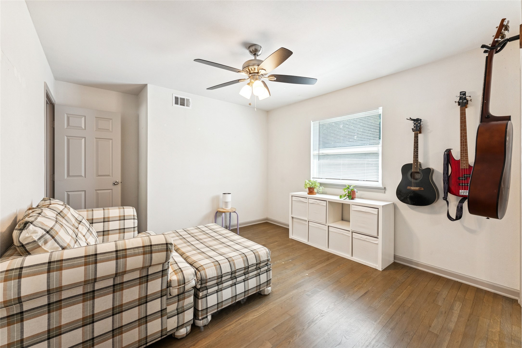 4224 Shelley Boulevard