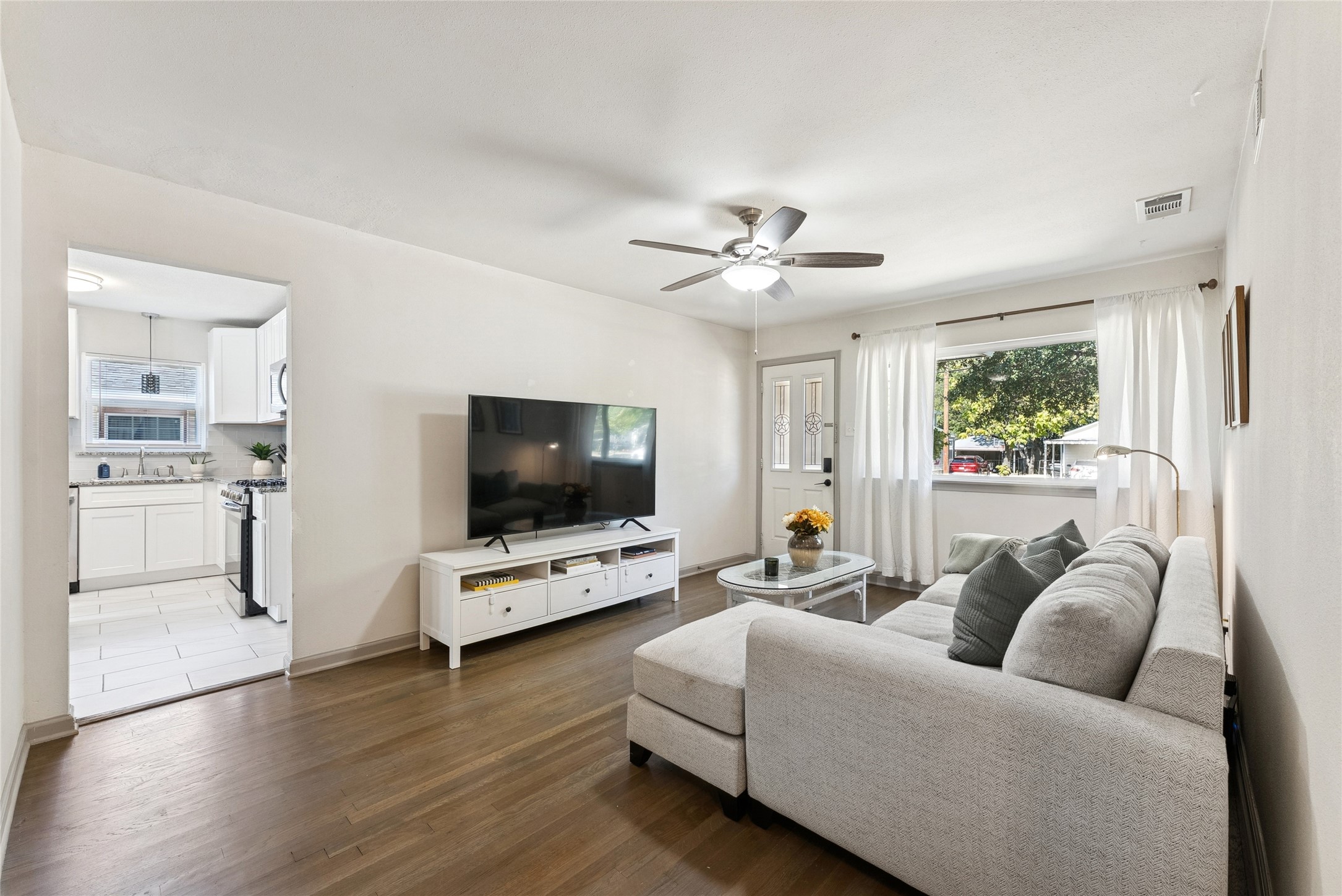 4224 Shelley Boulevard