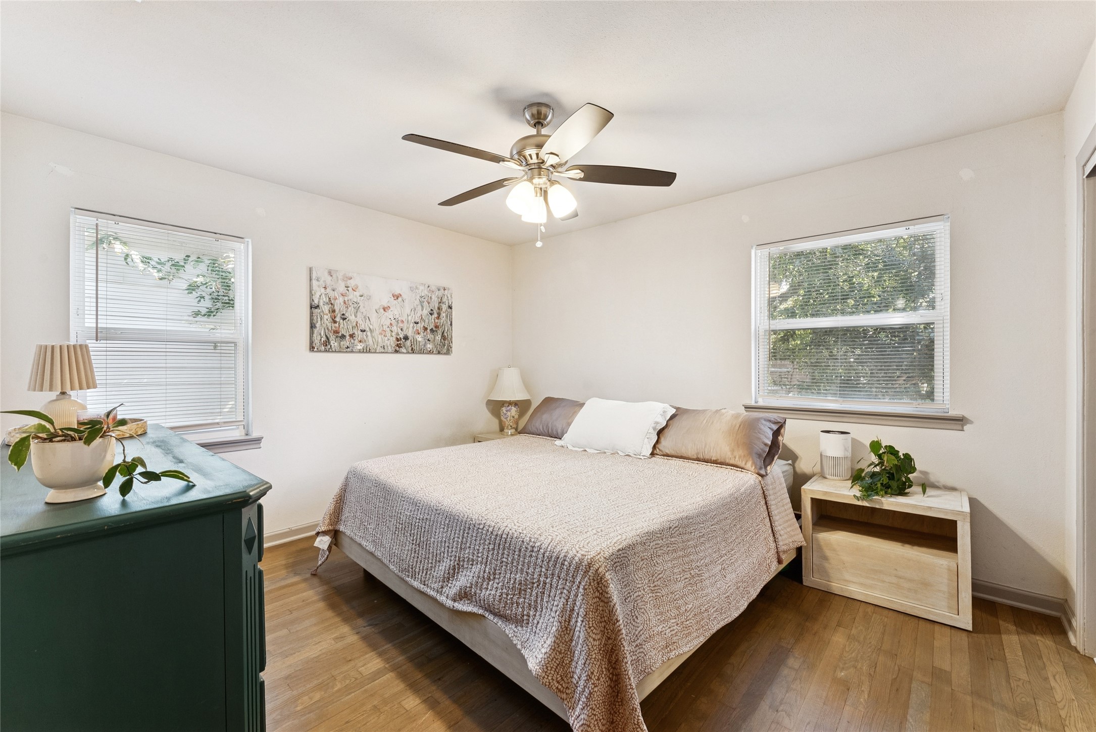 4224 Shelley Boulevard