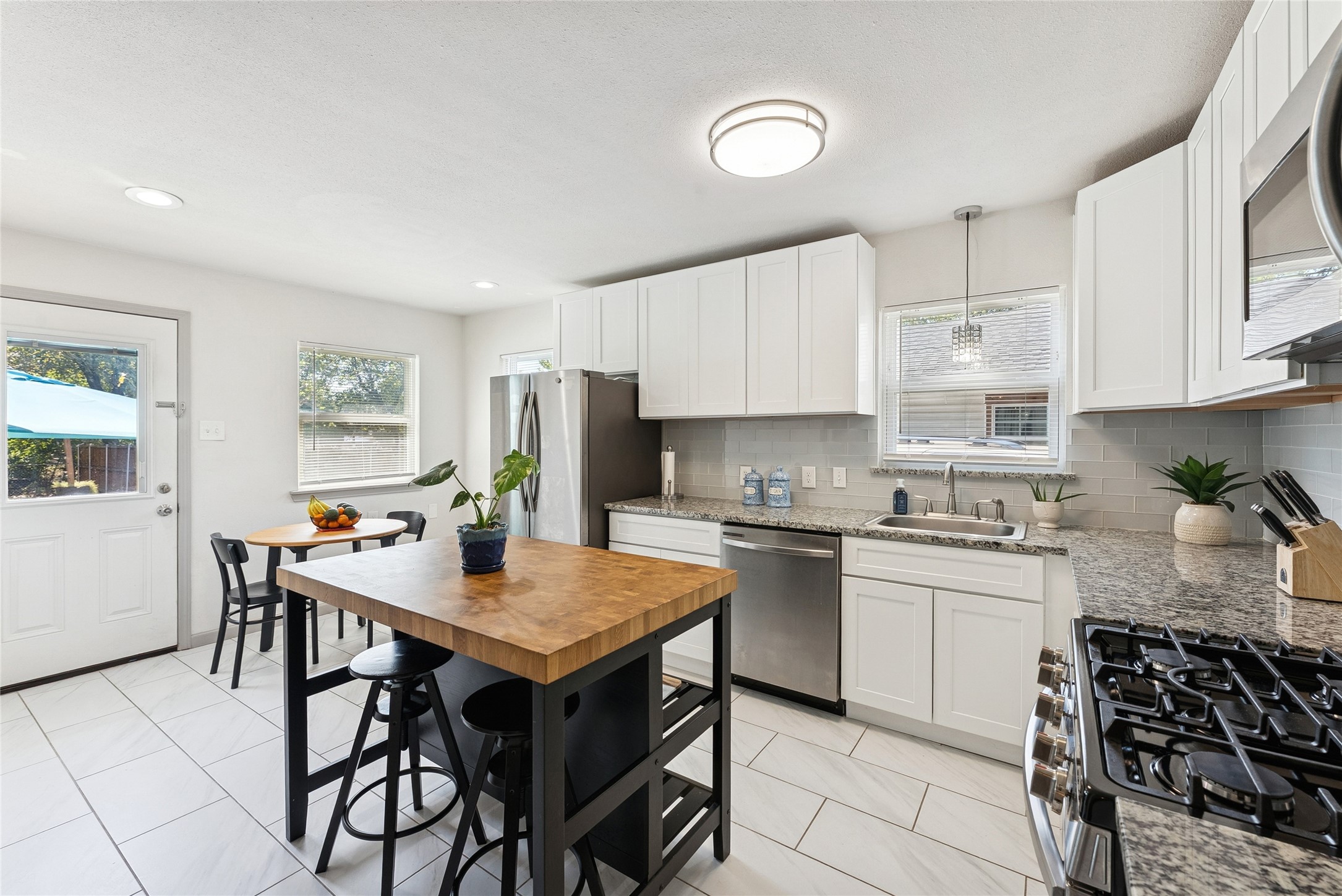 4224 Shelley Boulevard