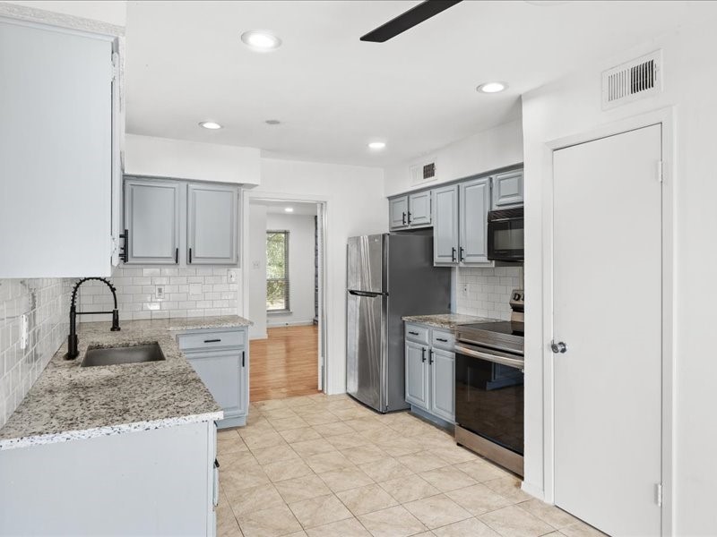 10650 Steppington Drive 204