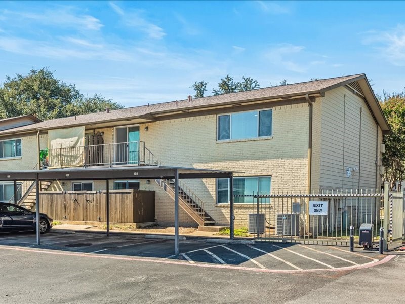 10650 Steppington Drive 204