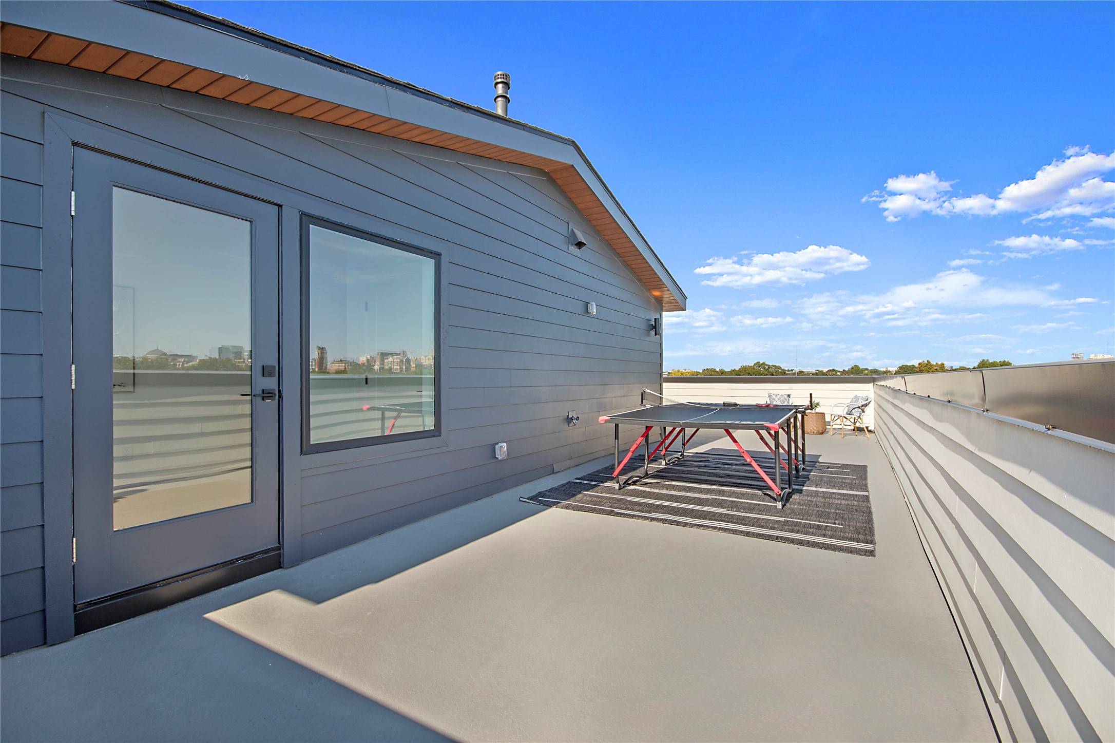 2203 Hondo Avenue 106