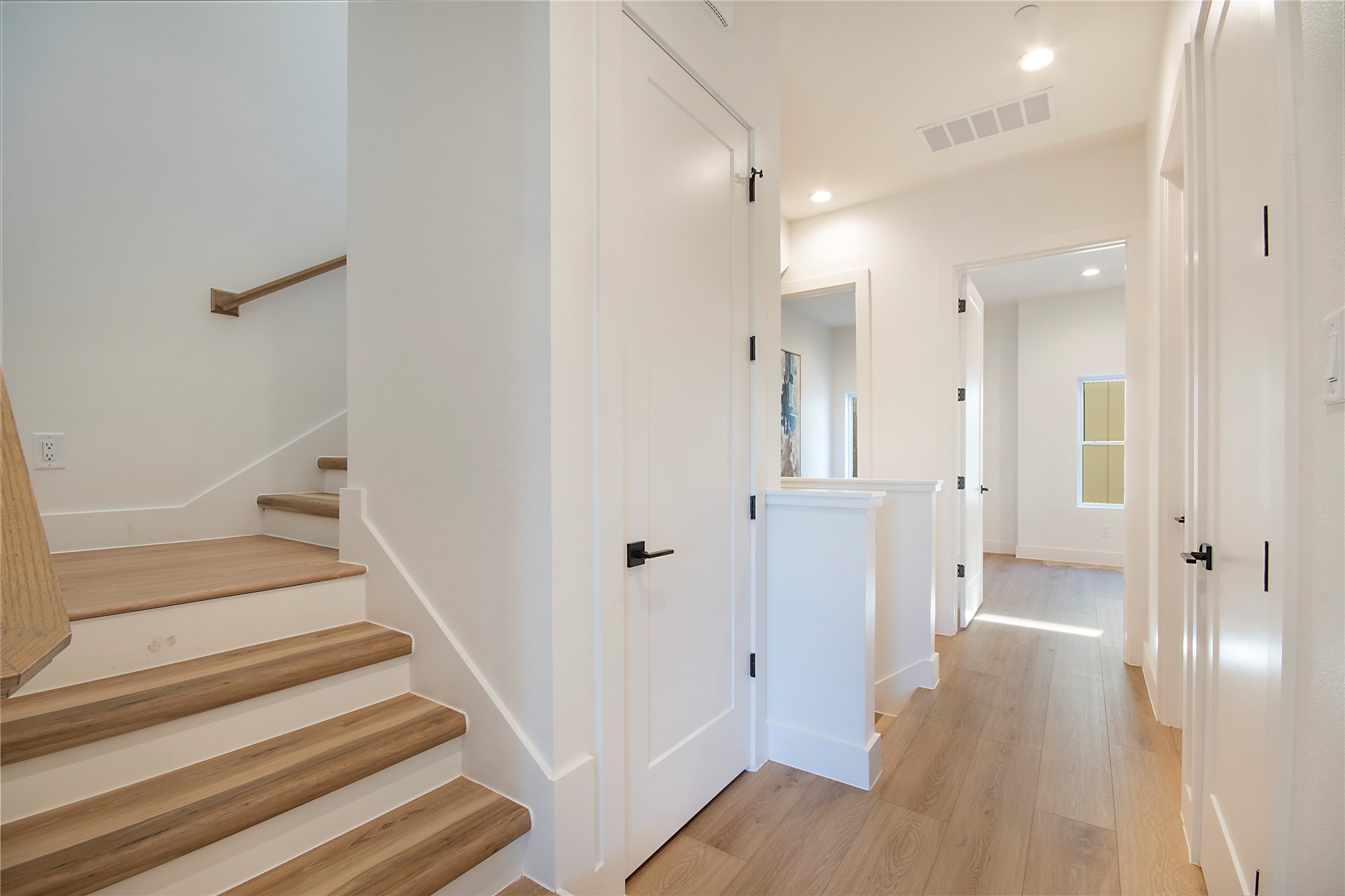 2203 Hondo Avenue 103