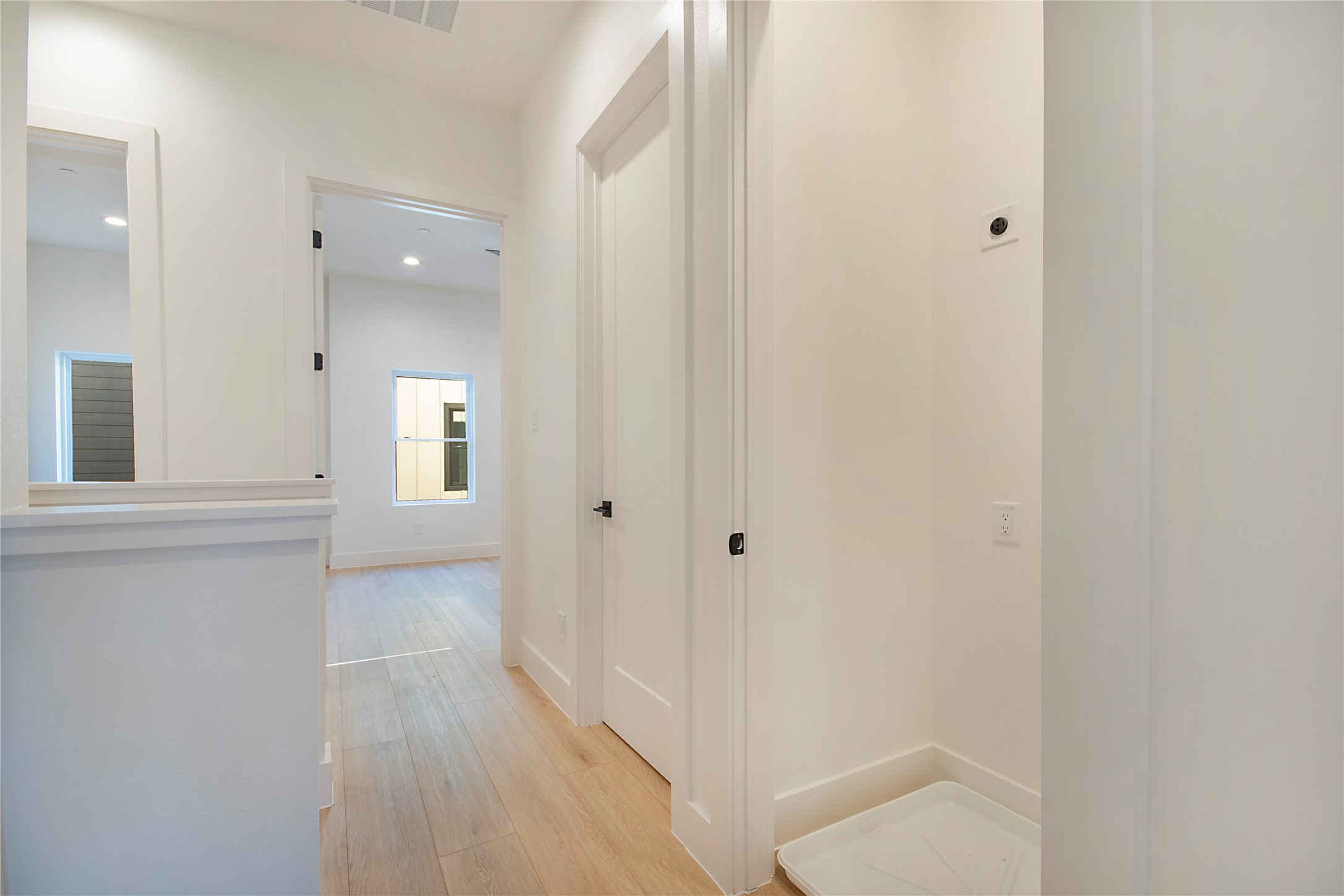 2203 Hondo Avenue 103