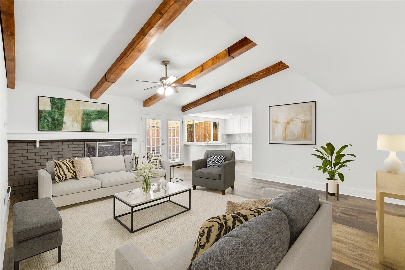 2814 Lindbergh Drive