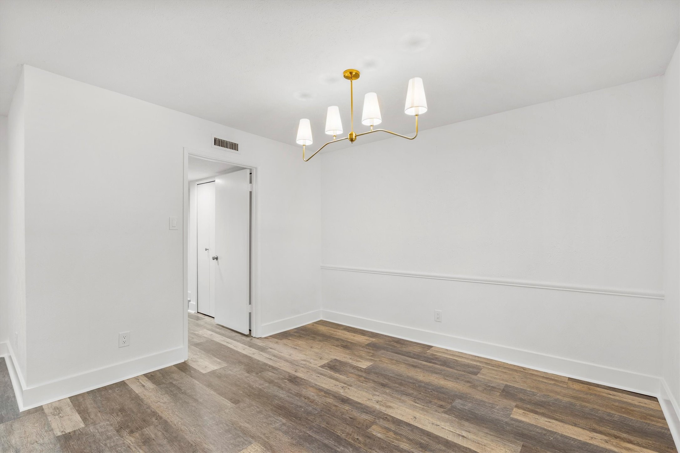 2814 Lindbergh Drive