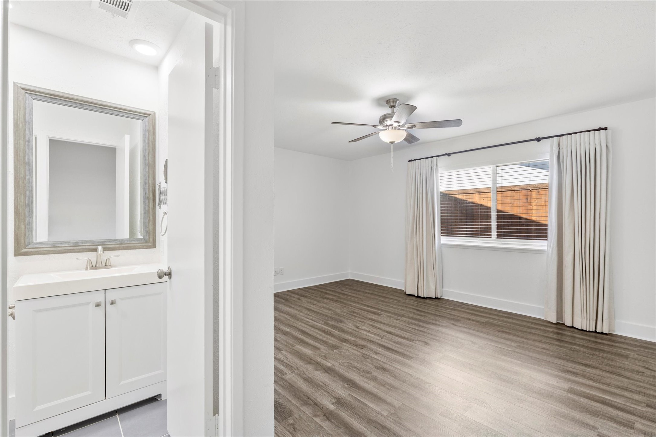 2814 Lindbergh Drive