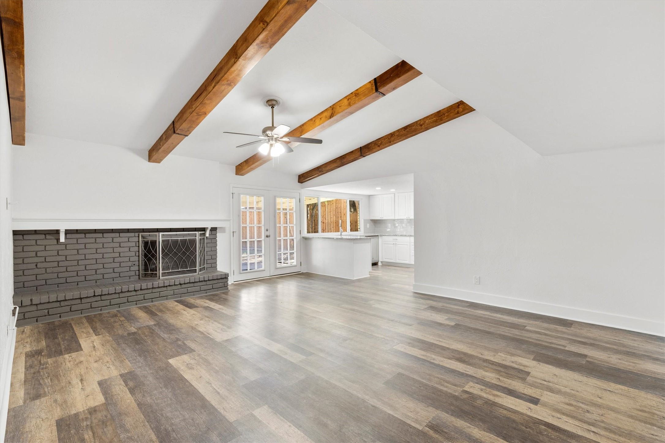 2814 Lindbergh Drive