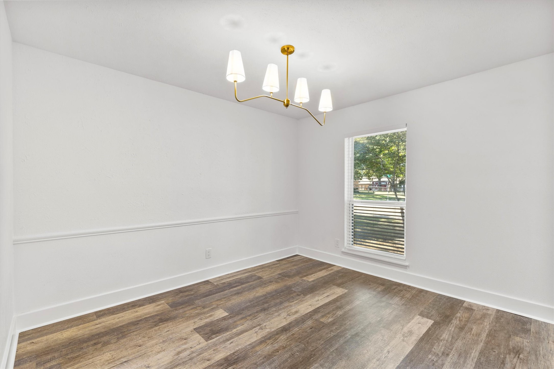 2814 Lindbergh Drive