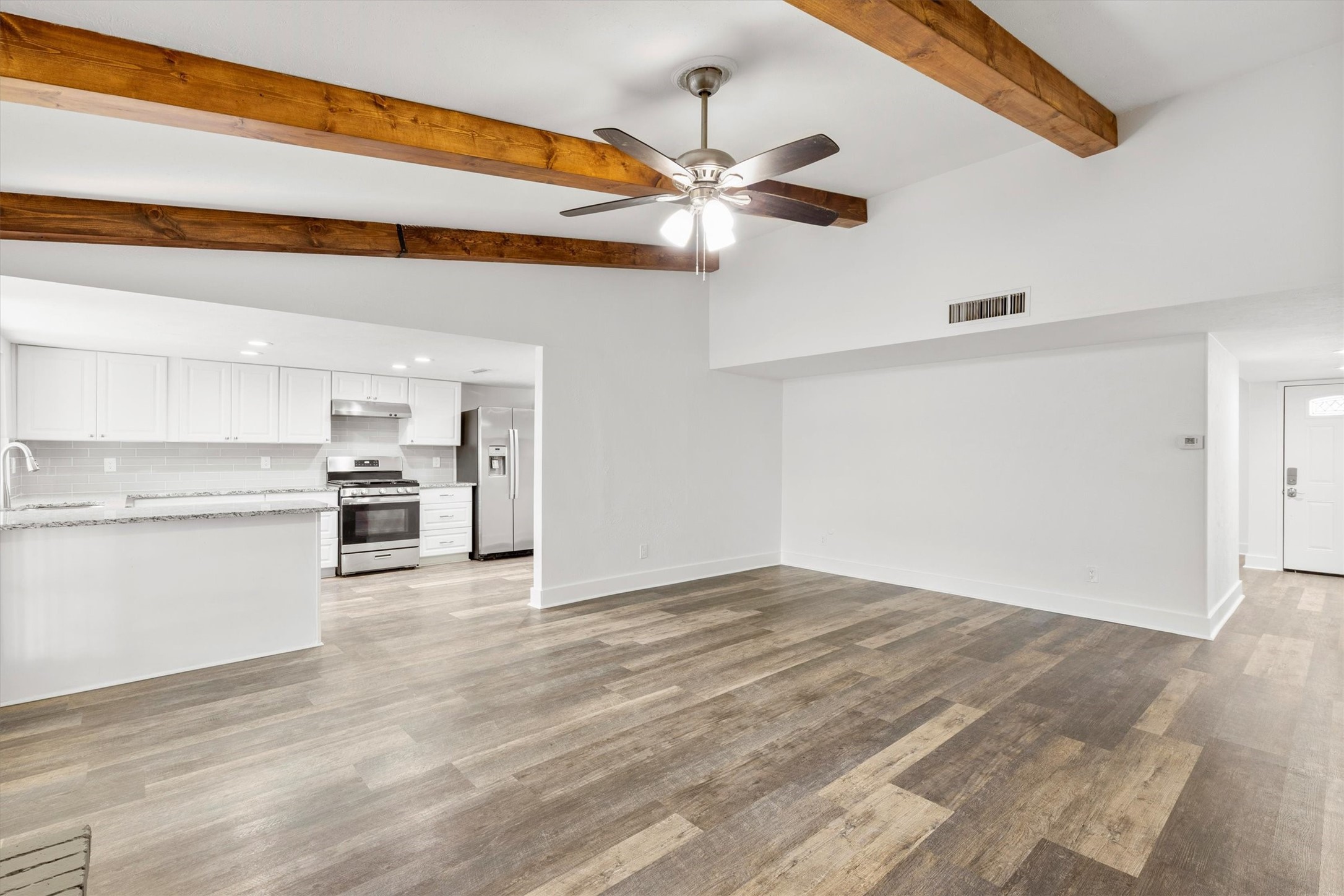 2814 Lindbergh Drive