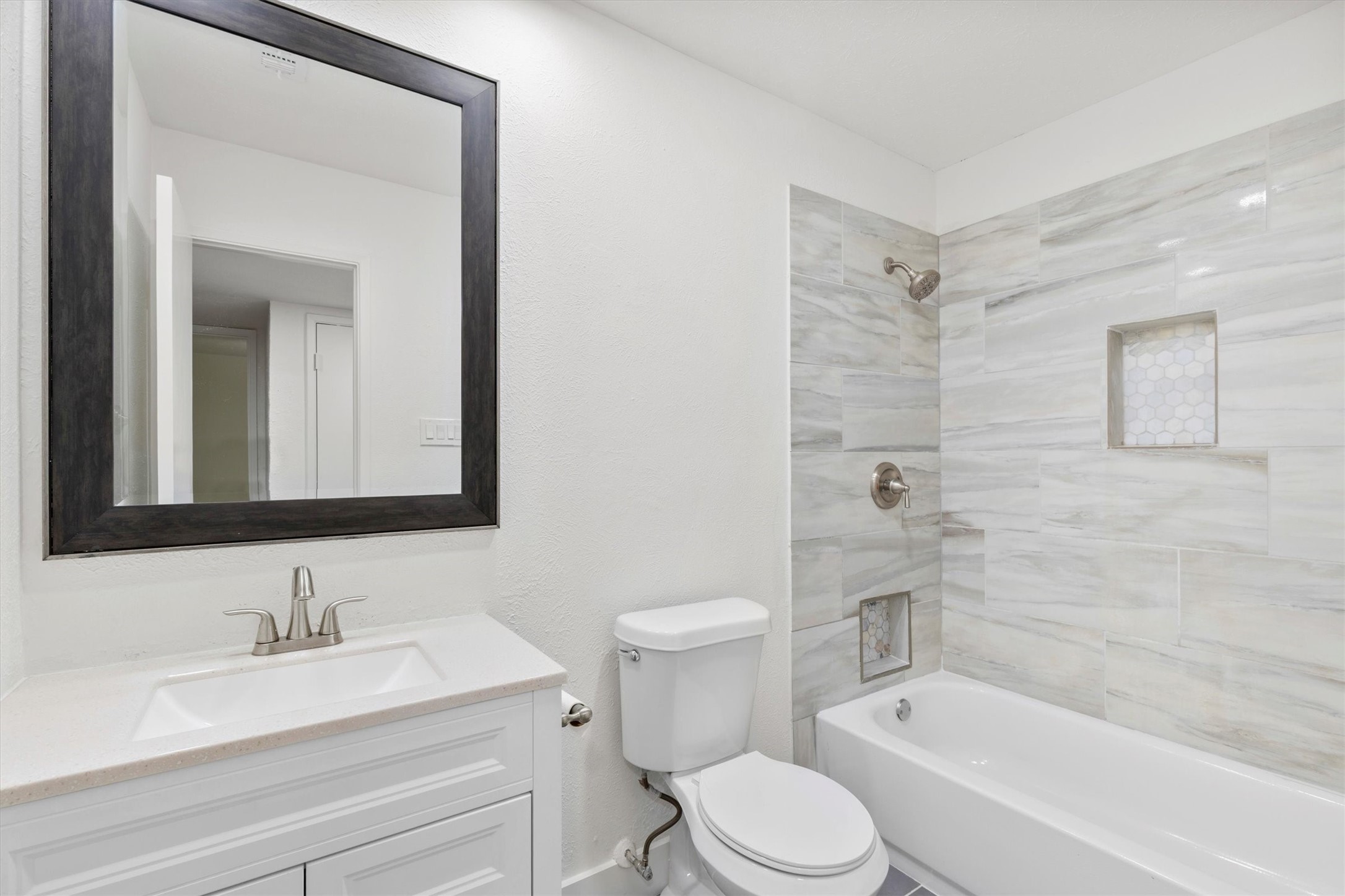 2814 Lindbergh Drive