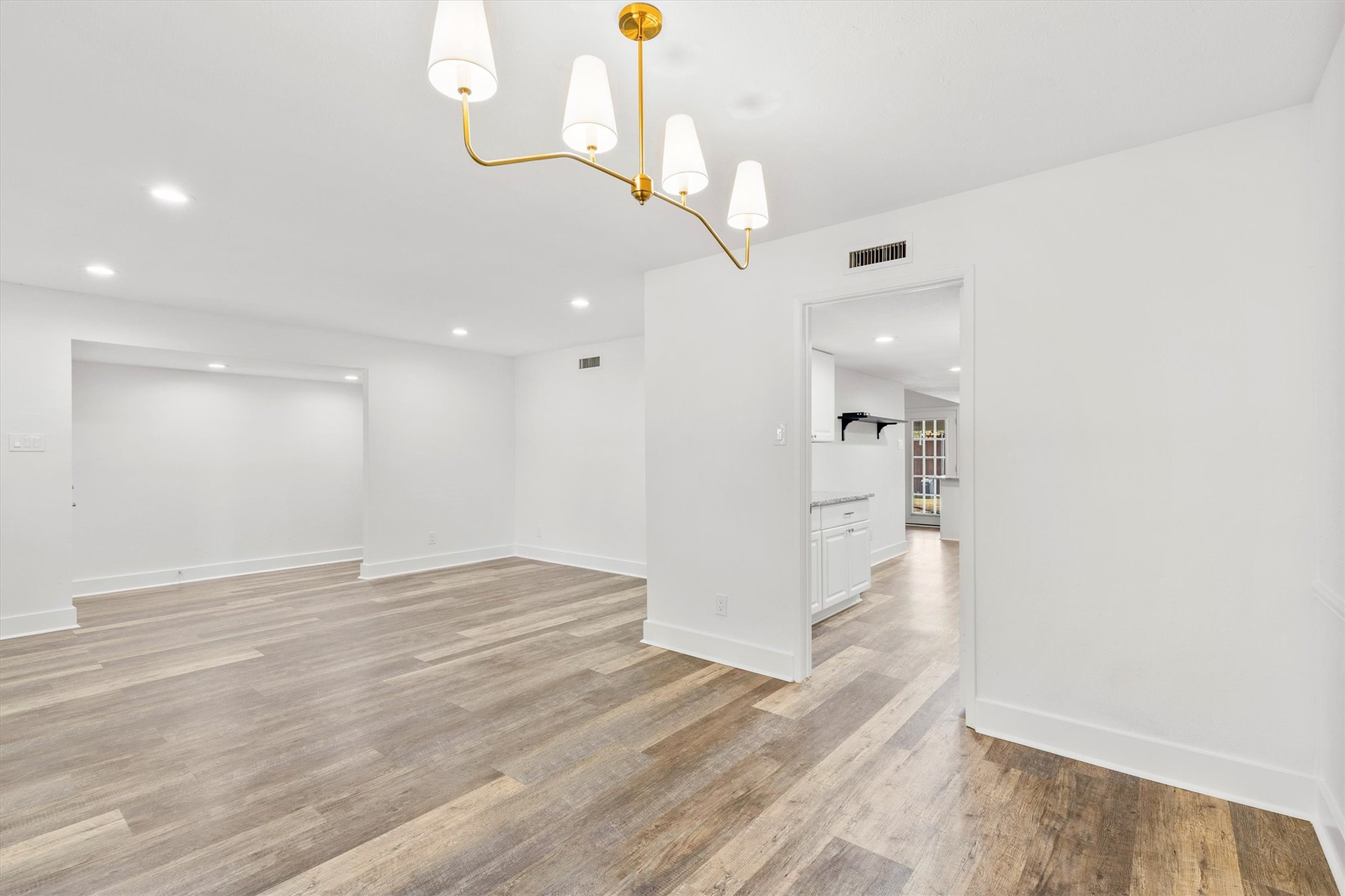 2814 Lindbergh Drive