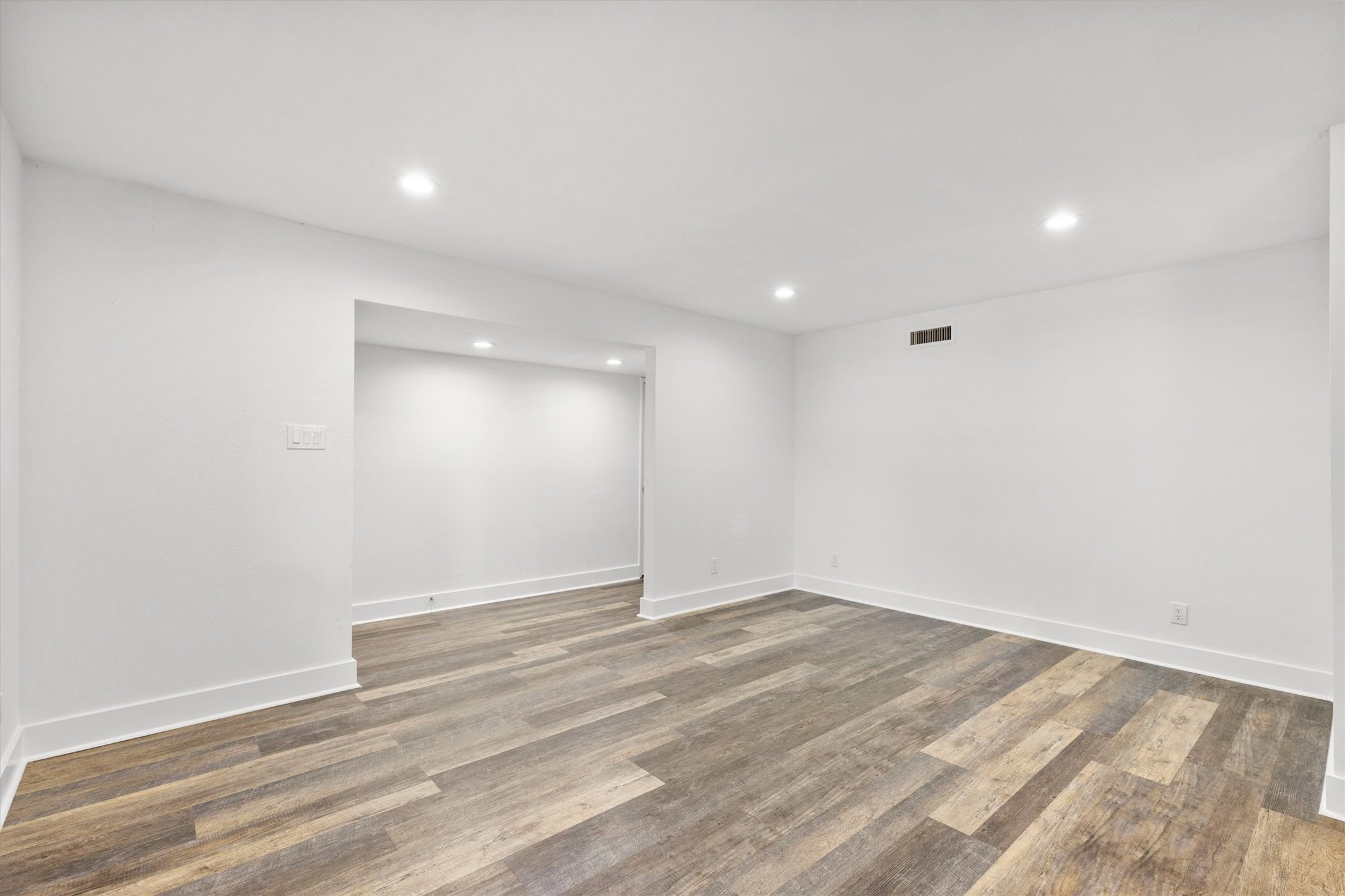 2814 Lindbergh Drive