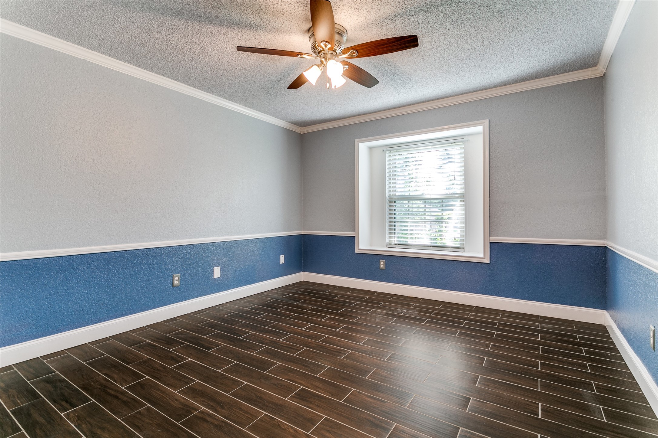 3713 Brentwood Court