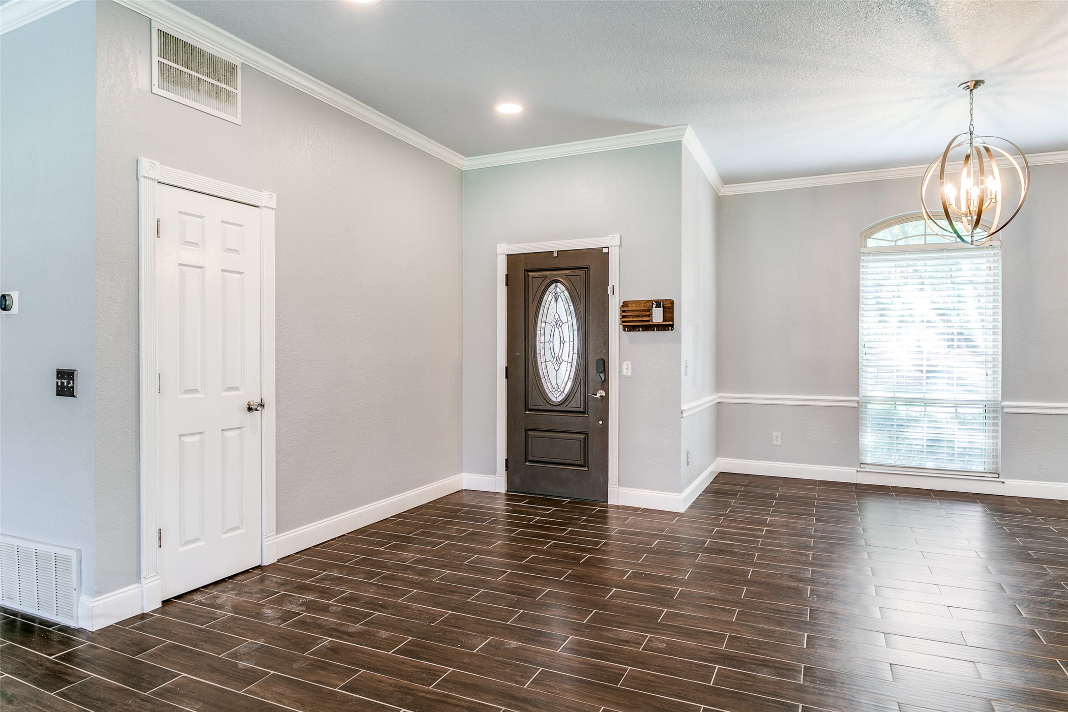 3713 Brentwood Court