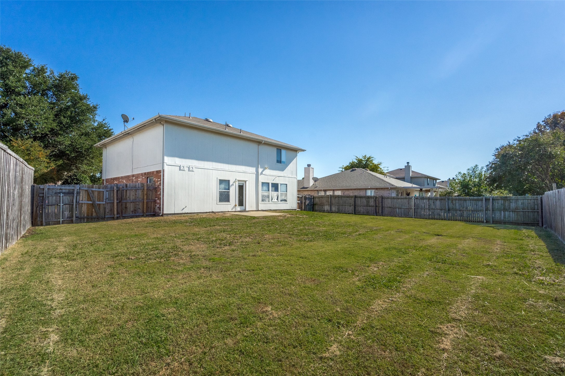 2933 High Pointe Boulevard