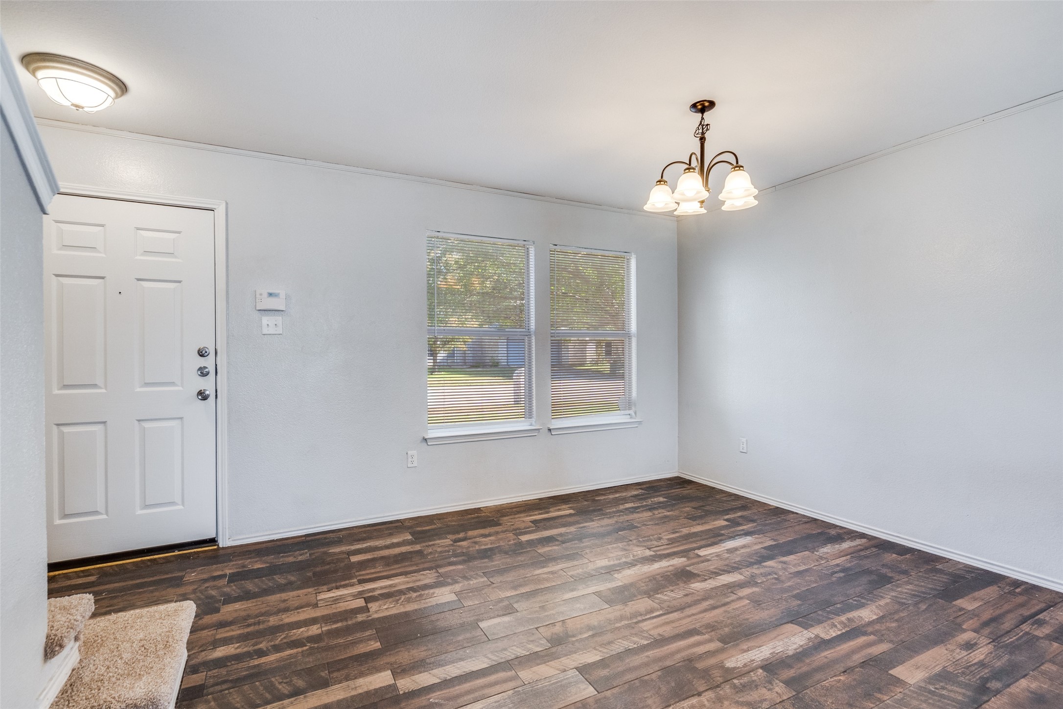 2933 High Pointe Boulevard