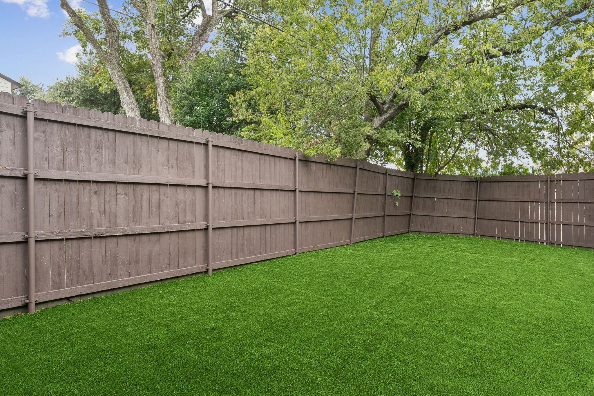 5200 Longview Street